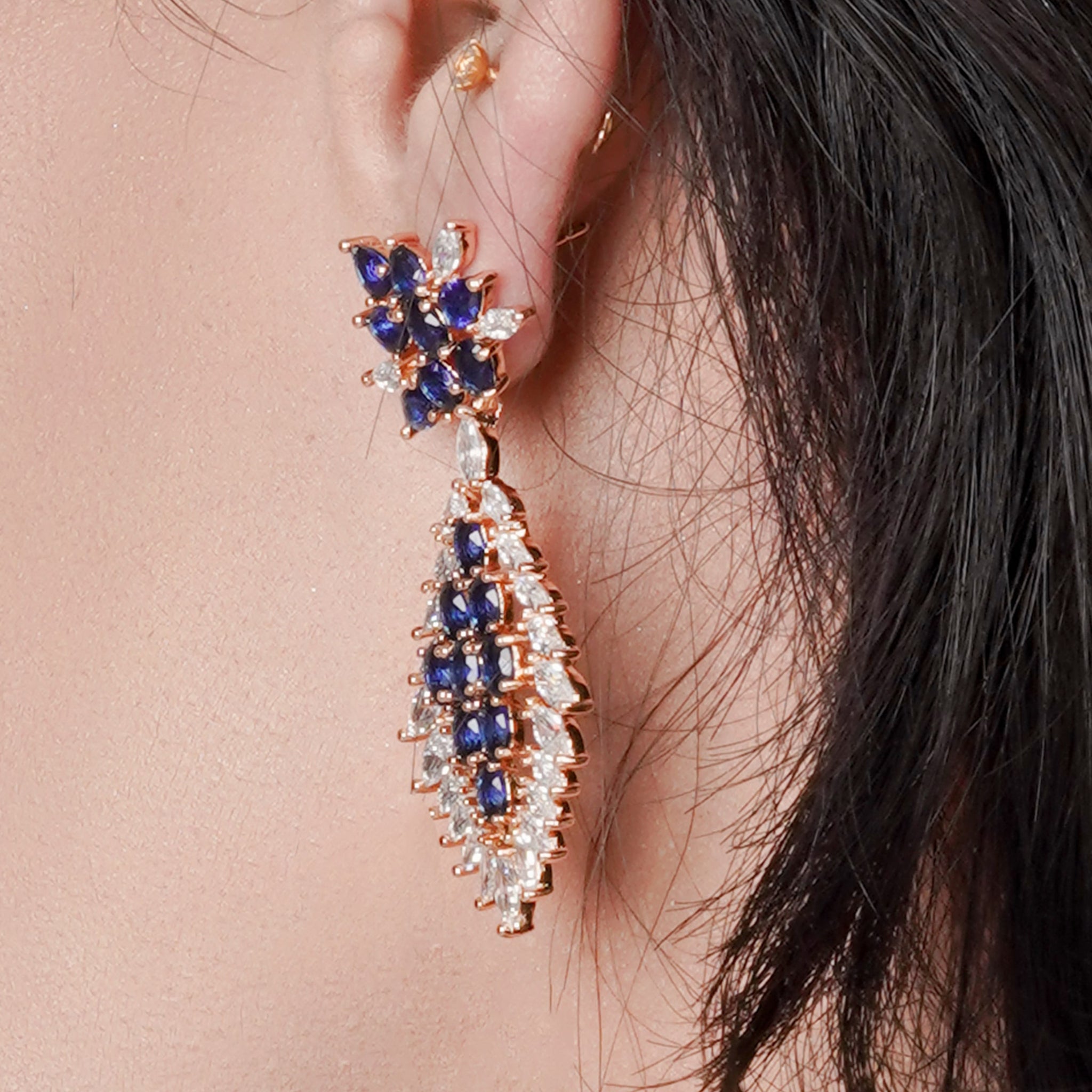 Glamorous Sapphire Earring